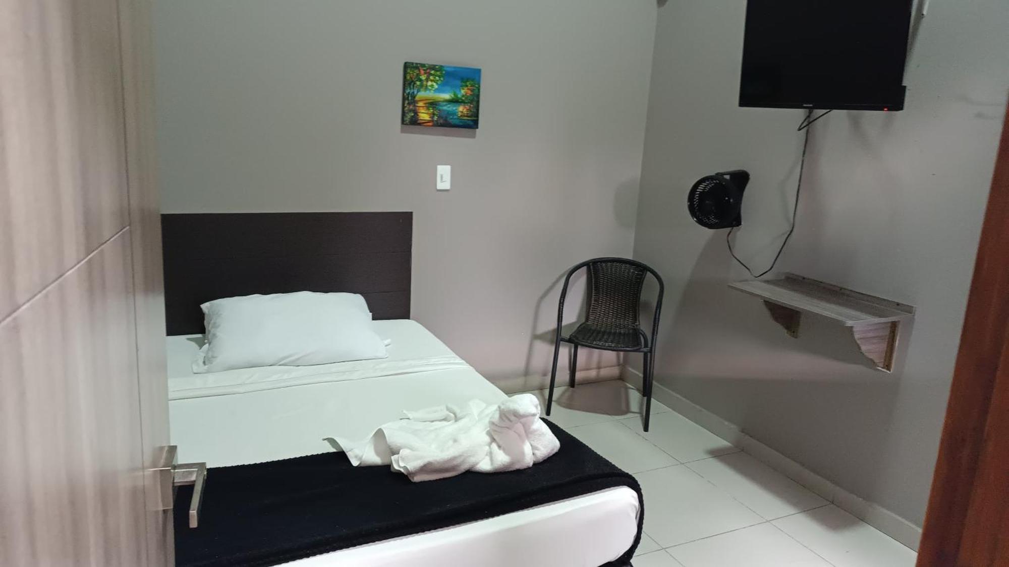 Hotel Simon Plaza Pereira Exterior foto
